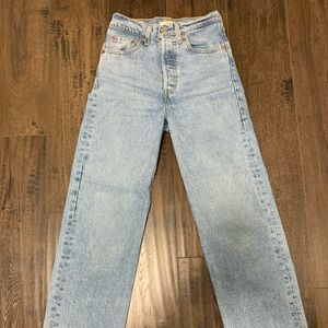 Levi’s Ribcage Straight Jeans